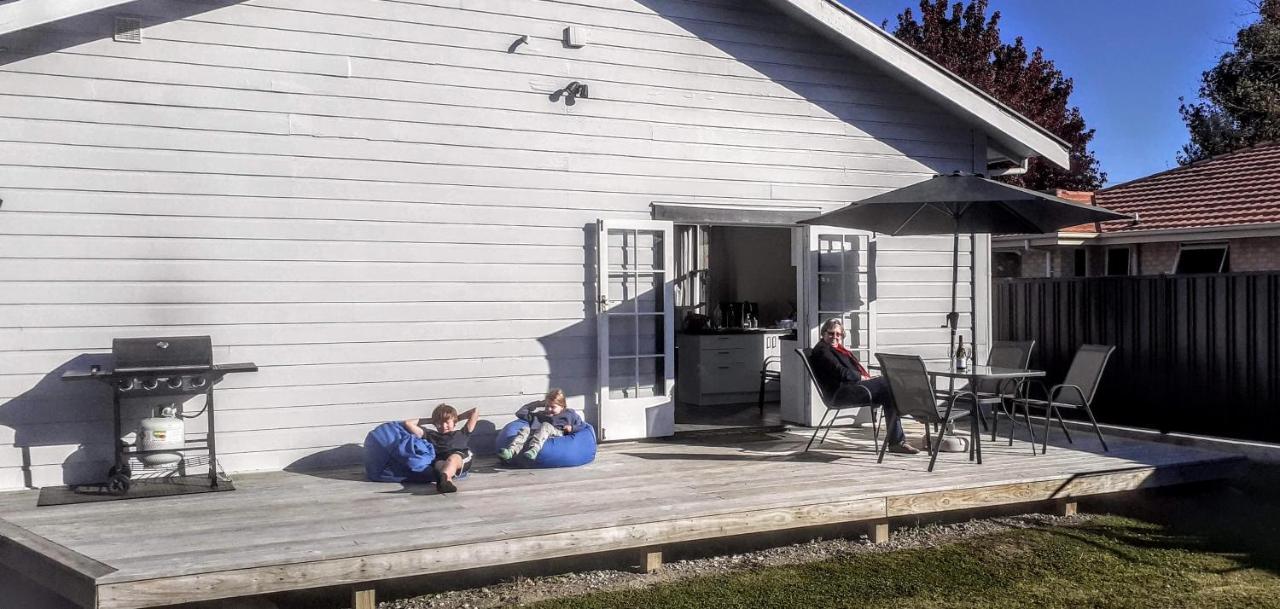 Te Waiharakeke Holiday Home เบลนิม ภายนอก รูปภาพ